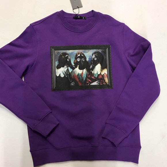 Crewneck - Picture 1 of 4